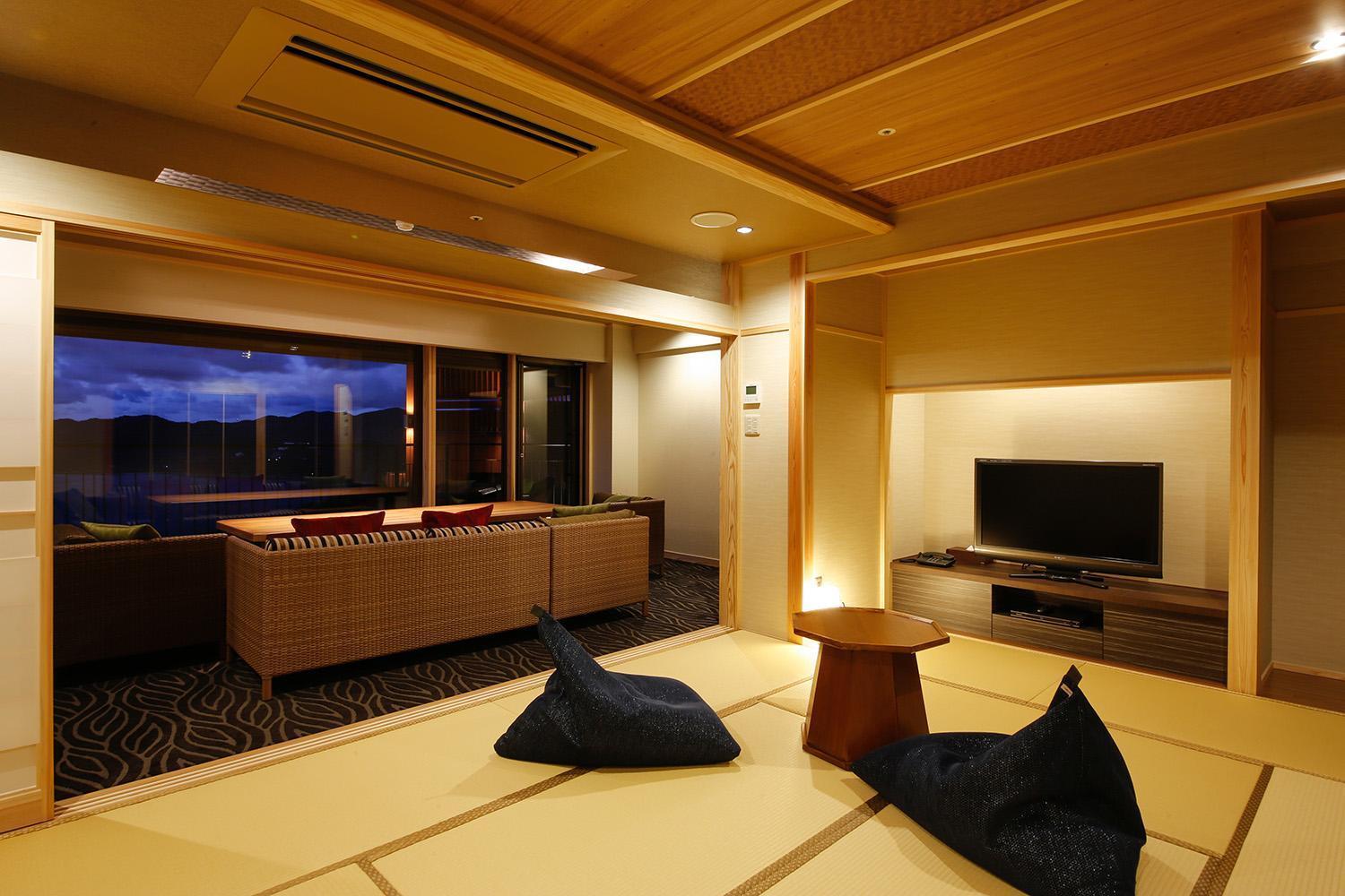 Plaza Awajishima Ryokan
